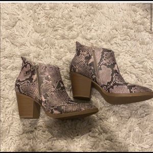 Heeled booties (4 theghoulestmom)